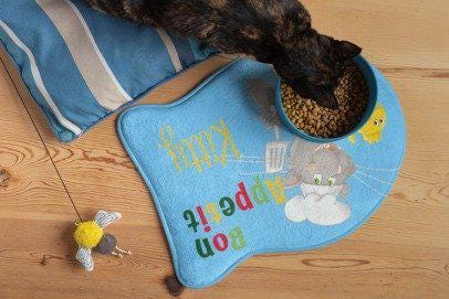 Pet Feeding Mats - Cat Chef Bon Appetite Personalized, Cat Lover Gift, Custom Cat Name Mat, Cat Food Mat, Kitchen Decor, Cat Mom Present
